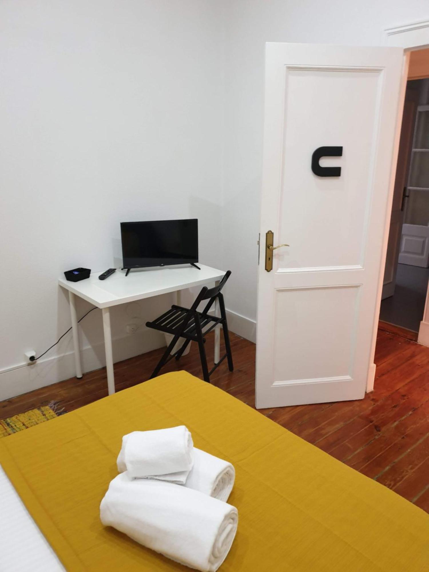 Almirante Guesthouse Лиссабон Номер фото